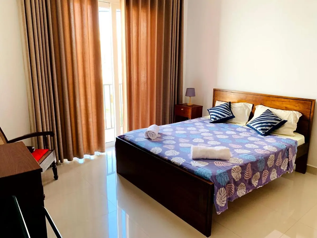 Villa Avi - Near Airport 니곰보 스리랑카
