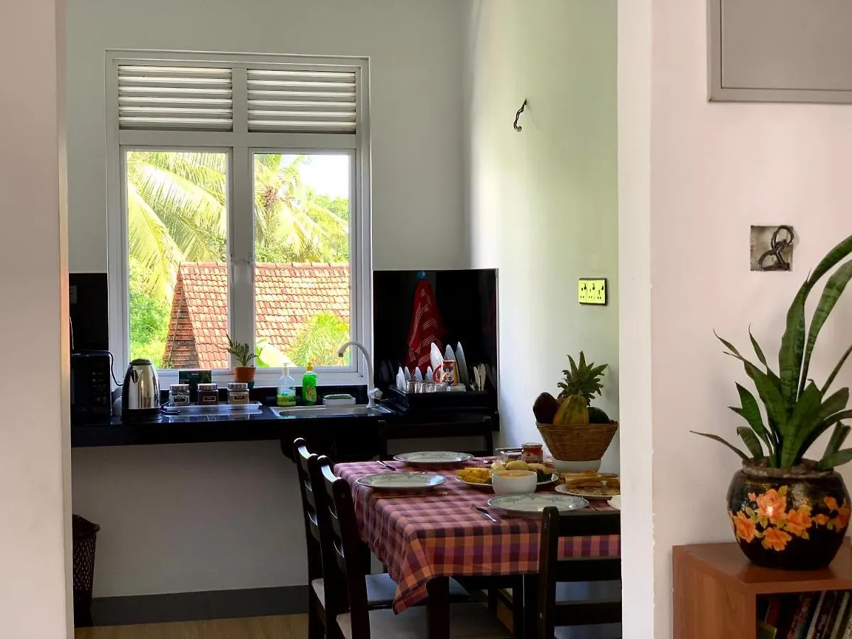 Villa Avi - Near Airport Negombo 0*,