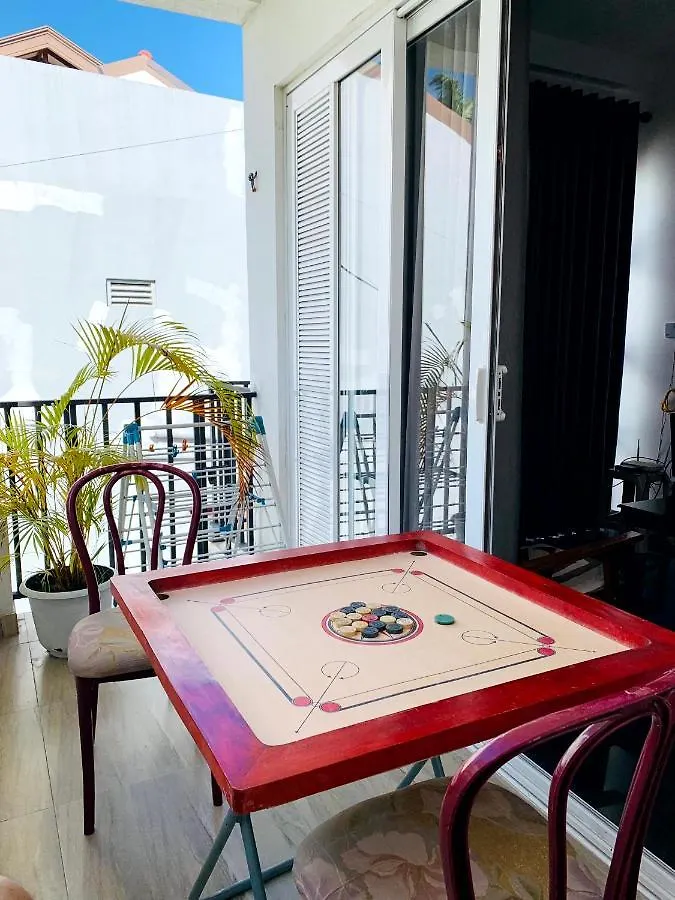 Villa Avi - Near Airport Negombo