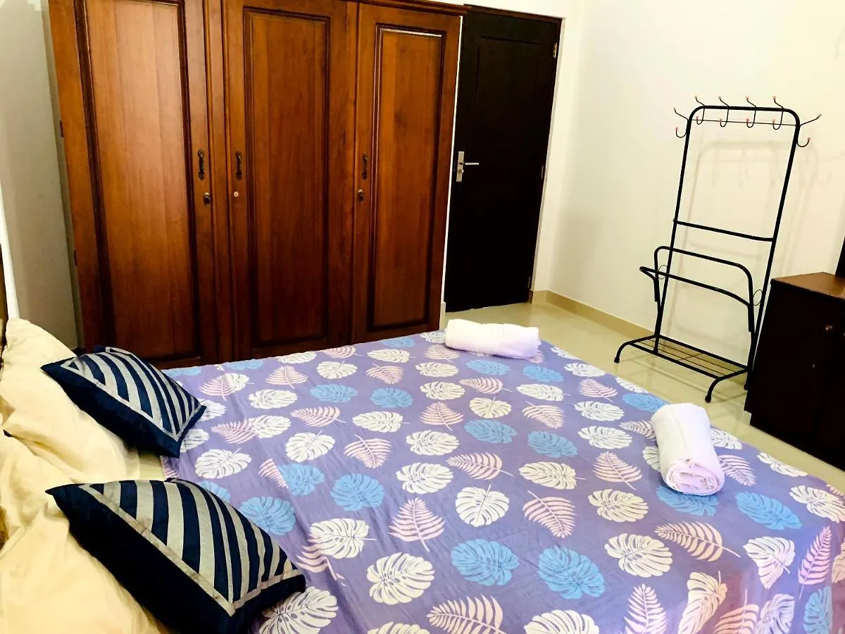 Bed & Breakfast Villa Avi - Near Airport Negombo